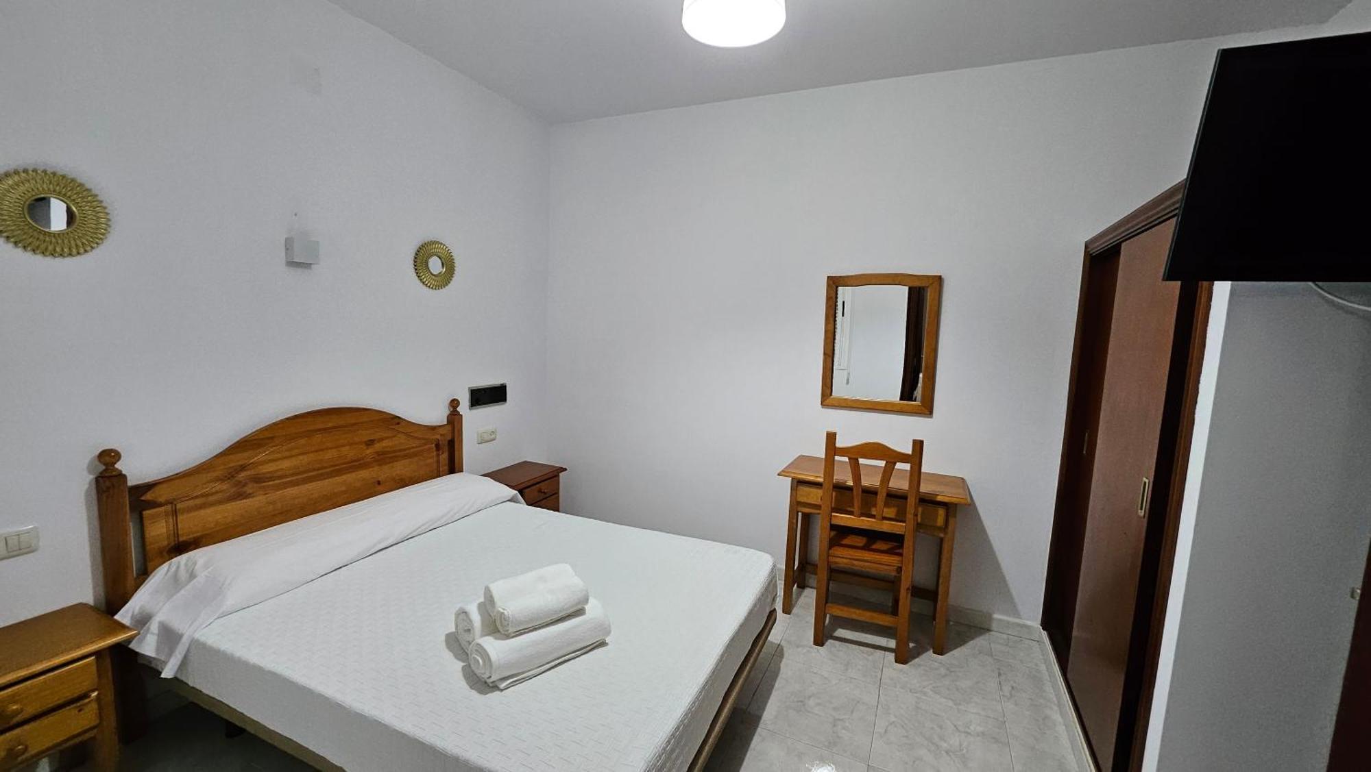 Hotel Nuevo Julios By Olda Ribadumia Bagian luar foto